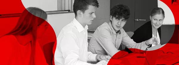 Wirtschaftswoche Schüler an der Arbeit und beim Präsentieren Wirtschaftswoche Schüler an der Arbeit und beim Präsentieren